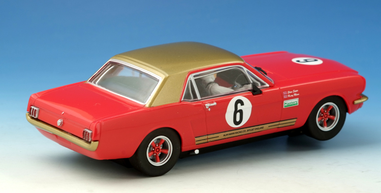 SCALEXTRIC Ford Mustang - Alan Mann Racing